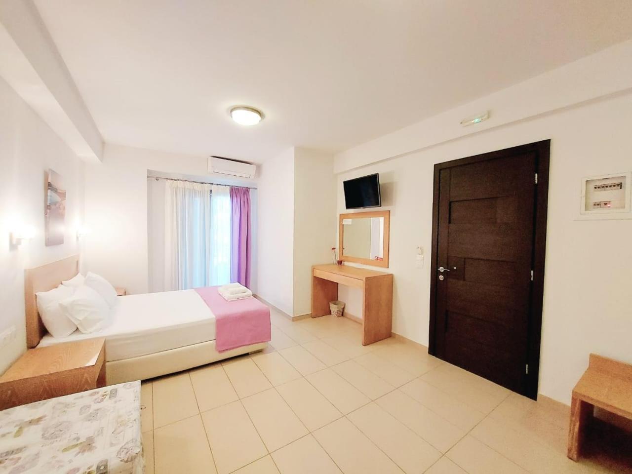 Selinopetra Rooms Elafonissos Exterior photo