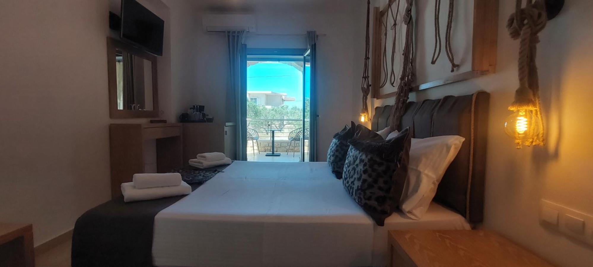 Selinopetra Rooms Elafonissos Exterior photo