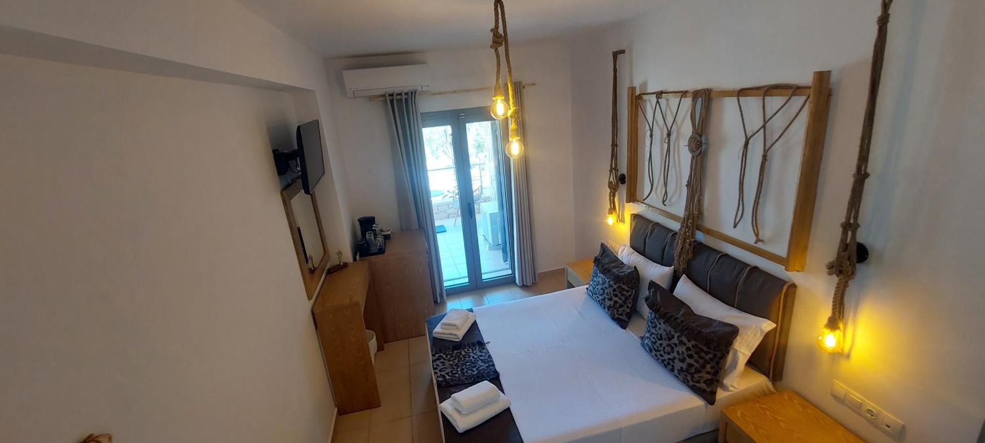 Selinopetra Rooms Elafonissos Exterior photo